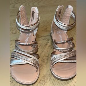 Cat & Jack Girls Sandals Size 11
